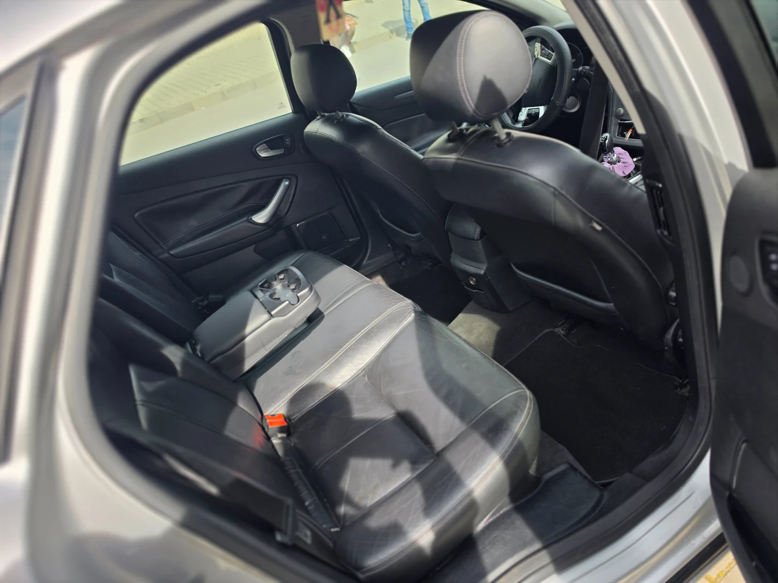 Ford Mondeo 2.0 TDCI, снимка 12 - Автомобили и джипове - 53540025