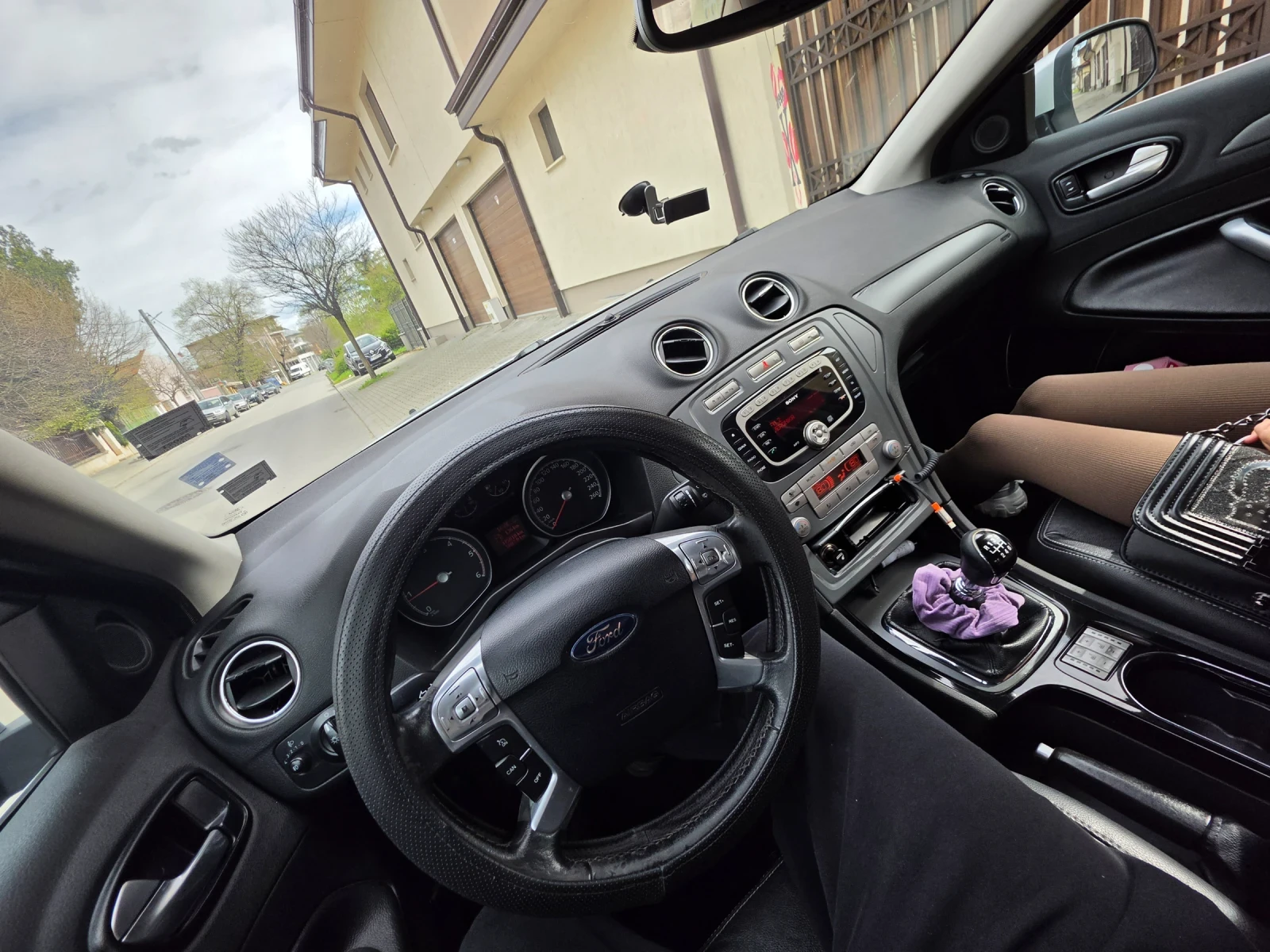 Ford Mondeo 2.0 TDCI, снимка 17 - Автомобили и джипове - 53540025