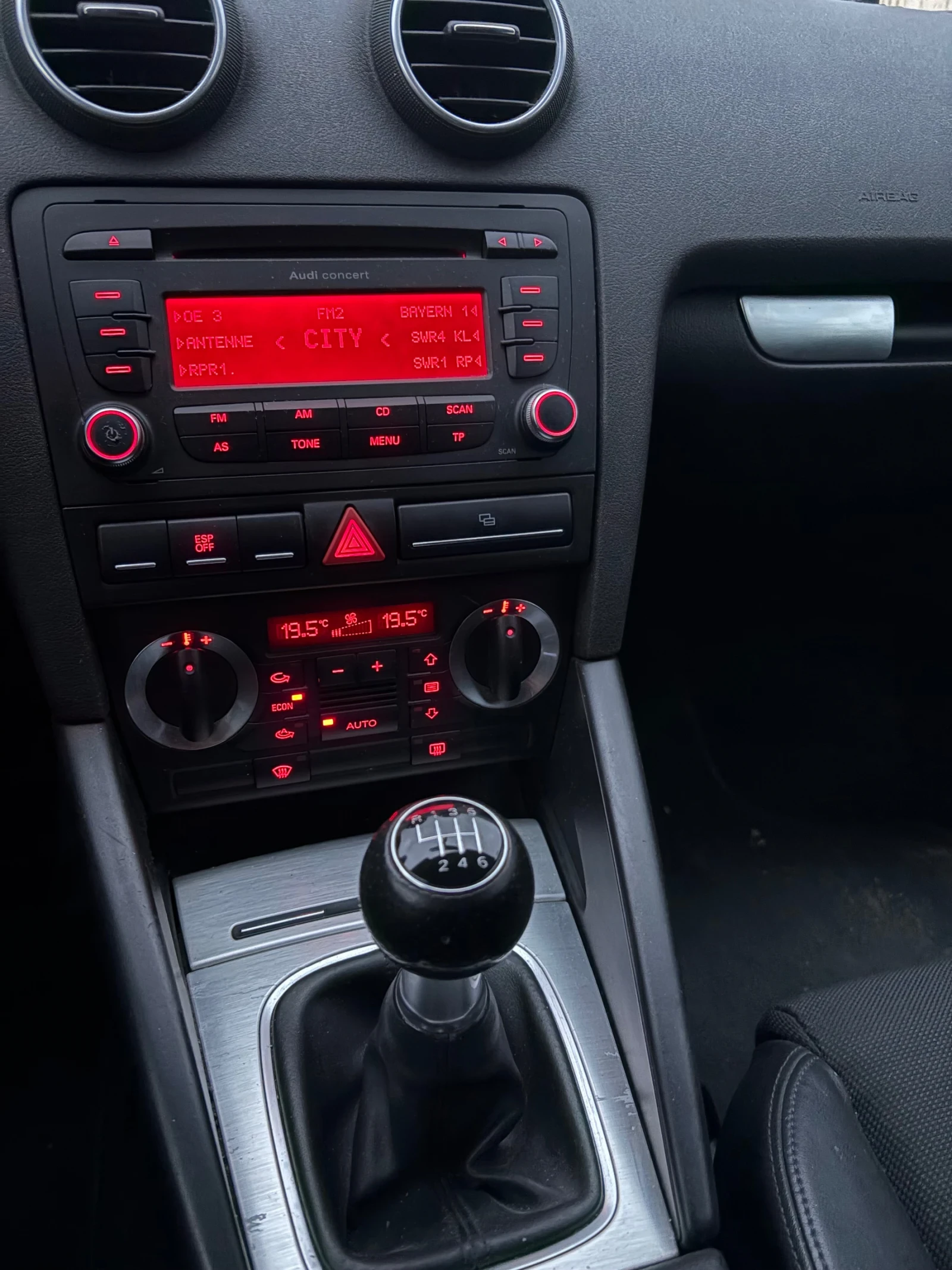 Audi A3 2.0 - изображение 6