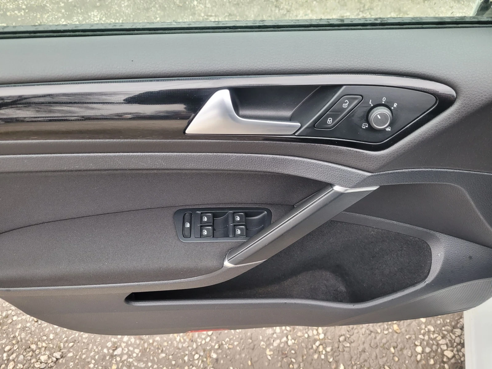 VW Golf 2.0 TDI , снимка 14 - Автомобили и джипове - 53716967