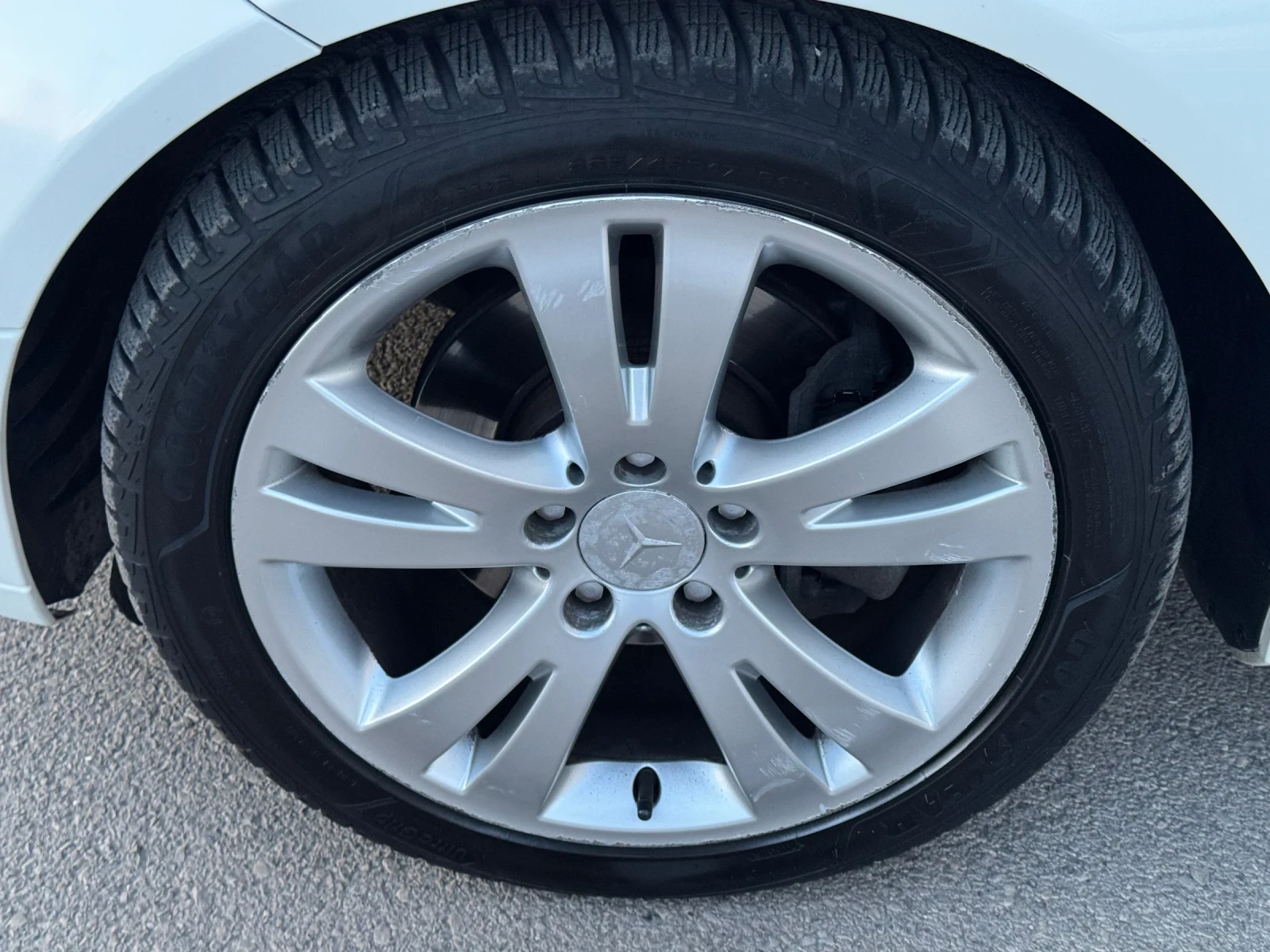 Mercedes-Benz C 220 AVANTGARDE , снимка 5 - Автомобили и джипове - 54001497