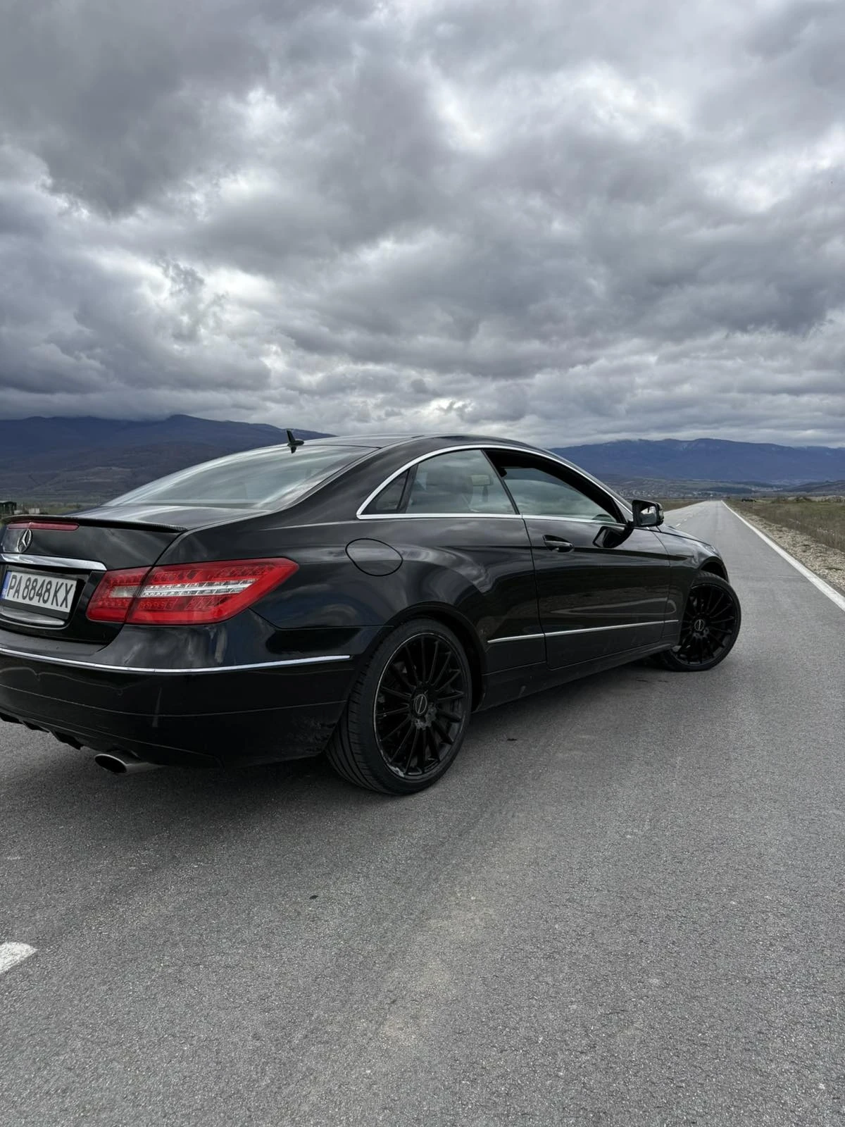 Mercedes-Benz E 350, снимка 4 - Автомобили и джипове - 54087828