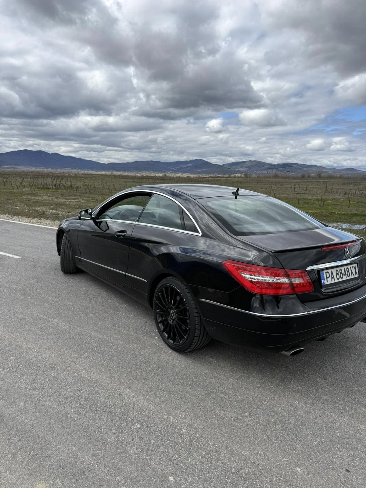 Mercedes-Benz E 350, снимка 5 - Автомобили и джипове - 54087828