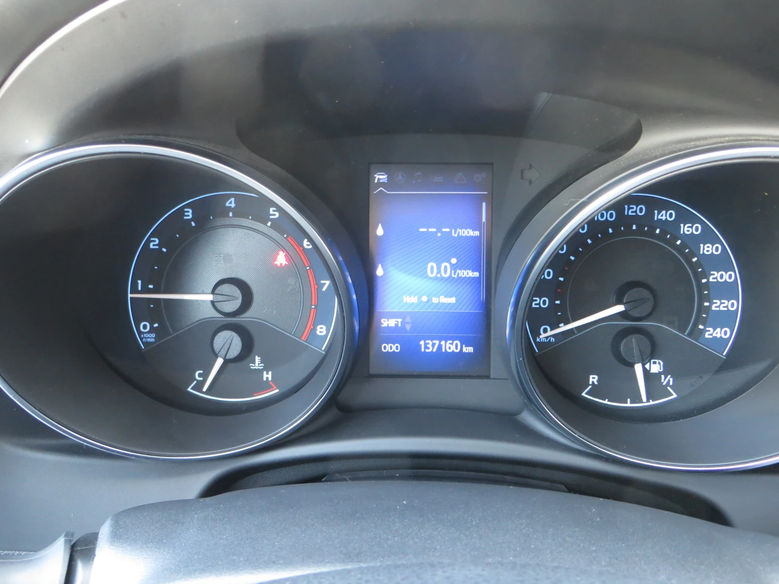 Toyota Auris 1, 2, снимка 10 - Автомобили и джипове - 54254416