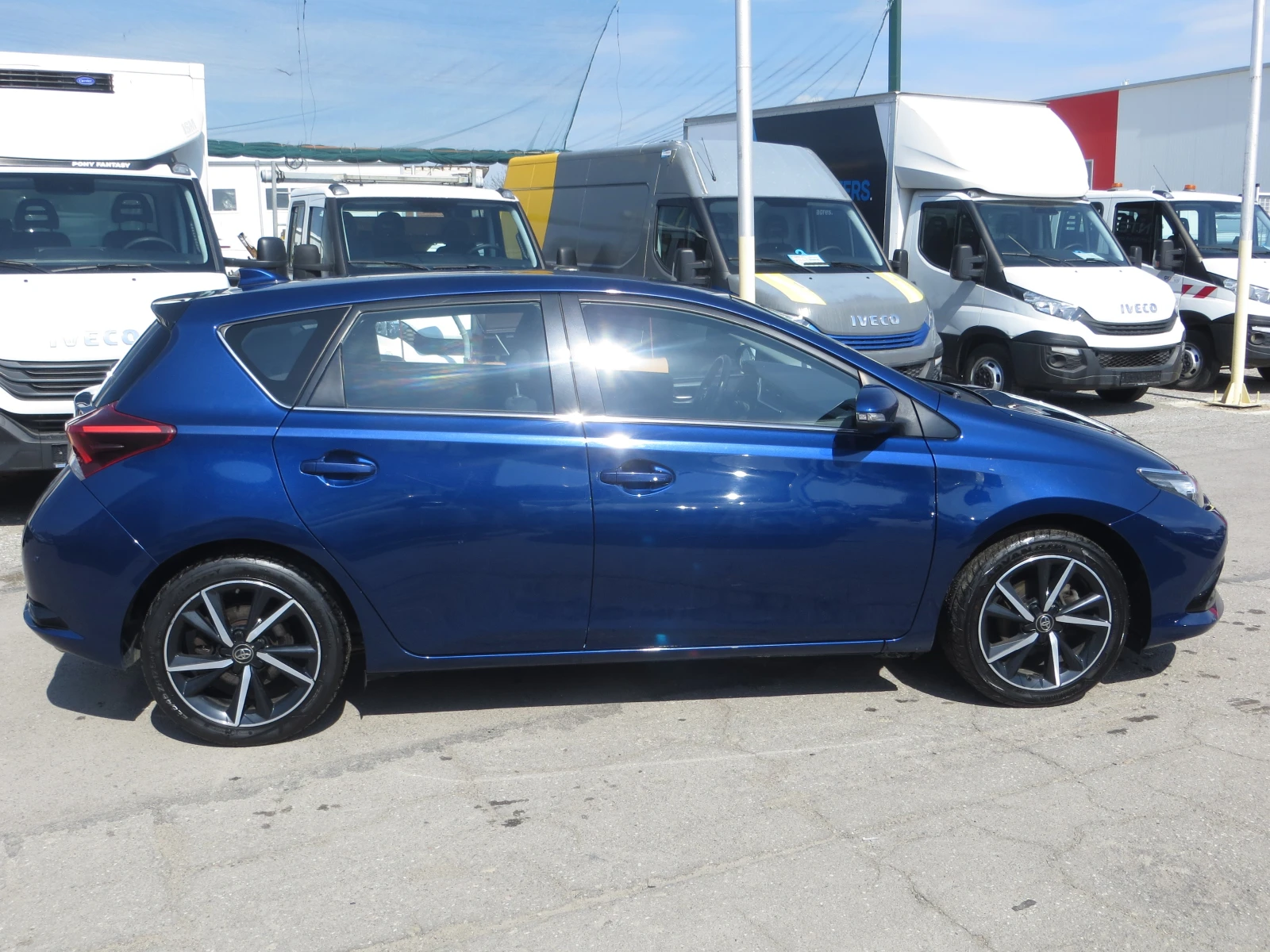 Toyota Auris 1, 2, снимка 5 - Автомобили и джипове - 54254416