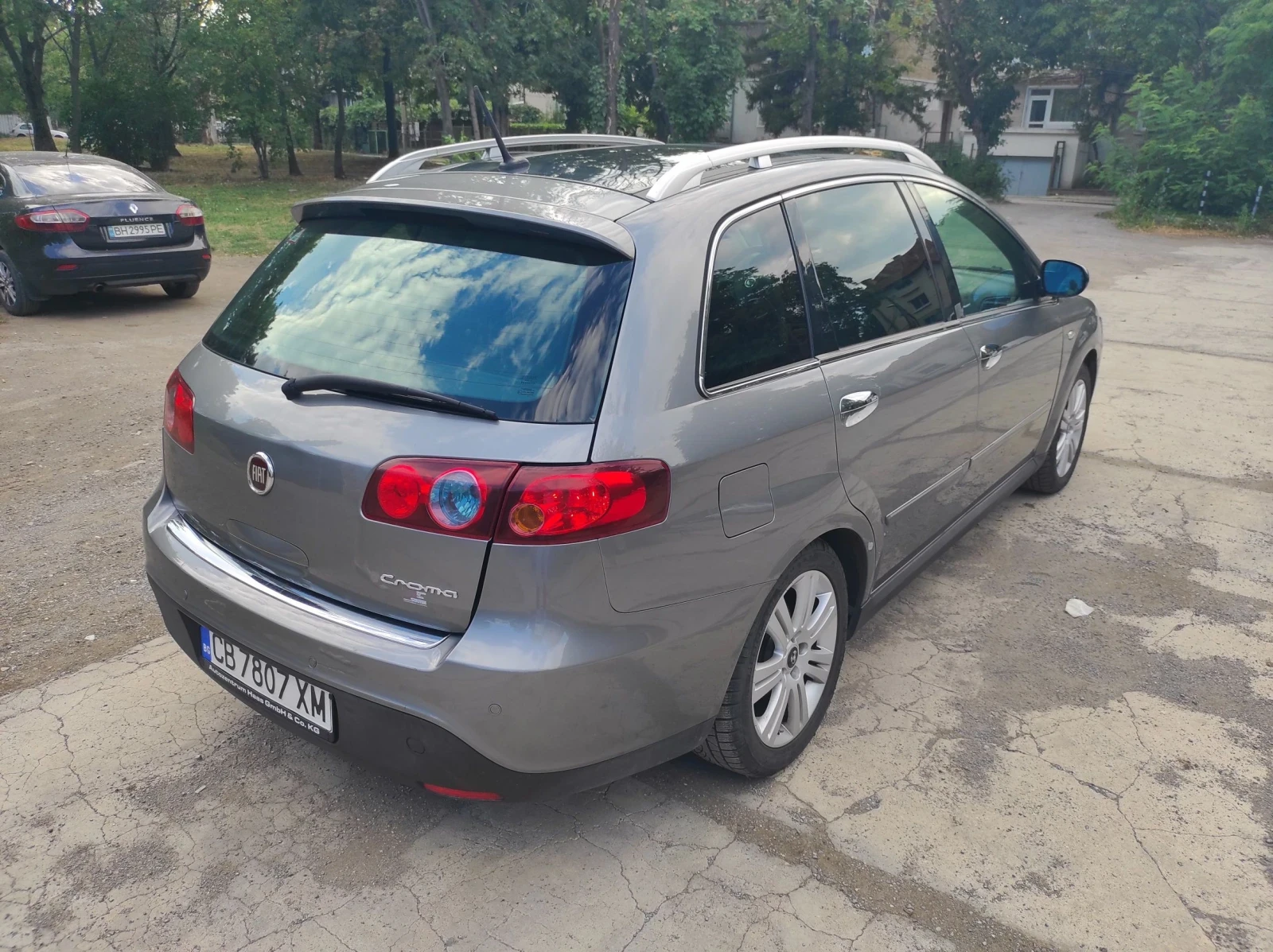 Fiat Croma 2.2 16v Автоматик, снимка 4 - Автомобили и джипове - 55097421