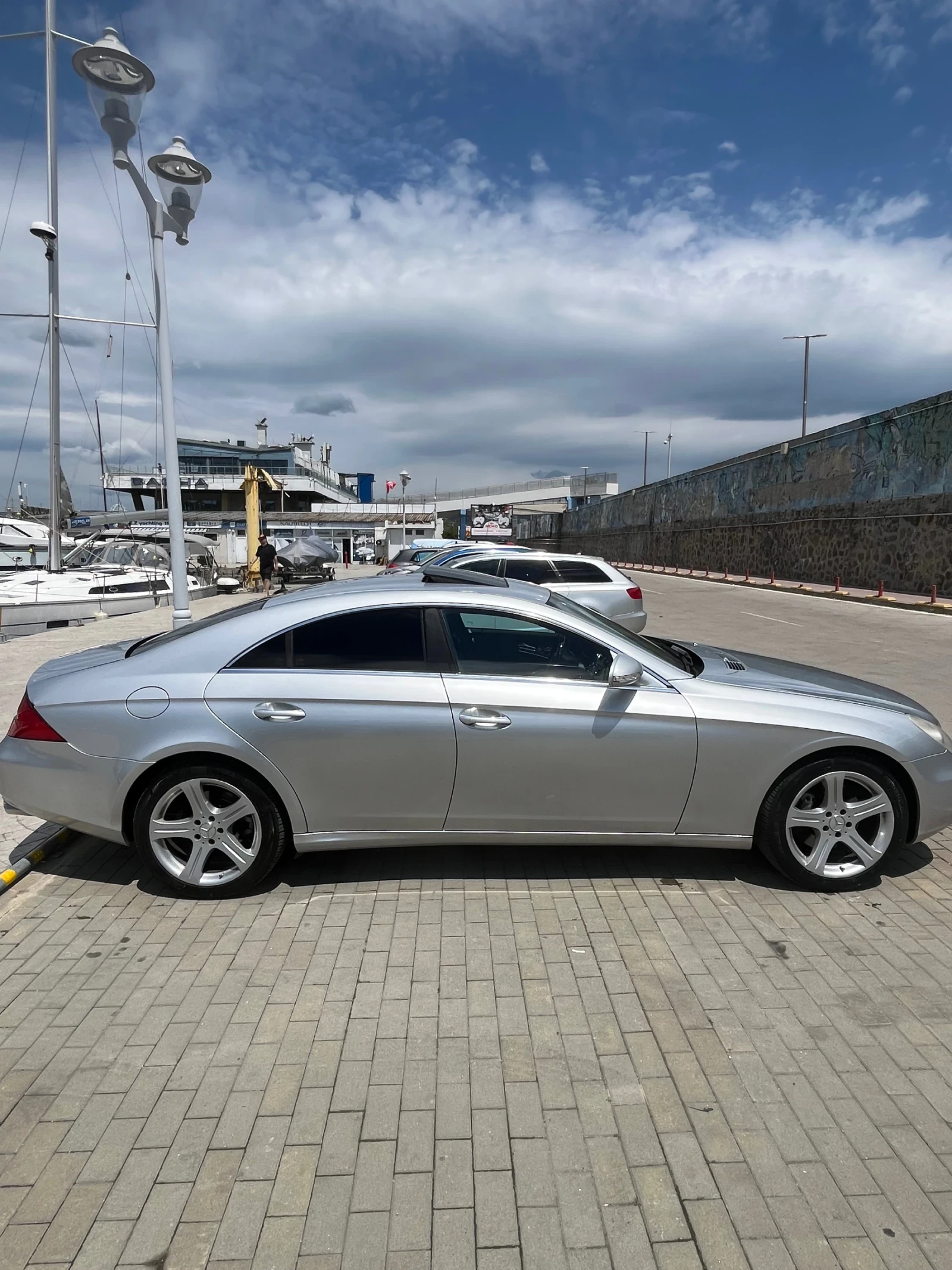 Mercedes-Benz CLS 500, снимка 2 - Автомобили и джипове - 55009617