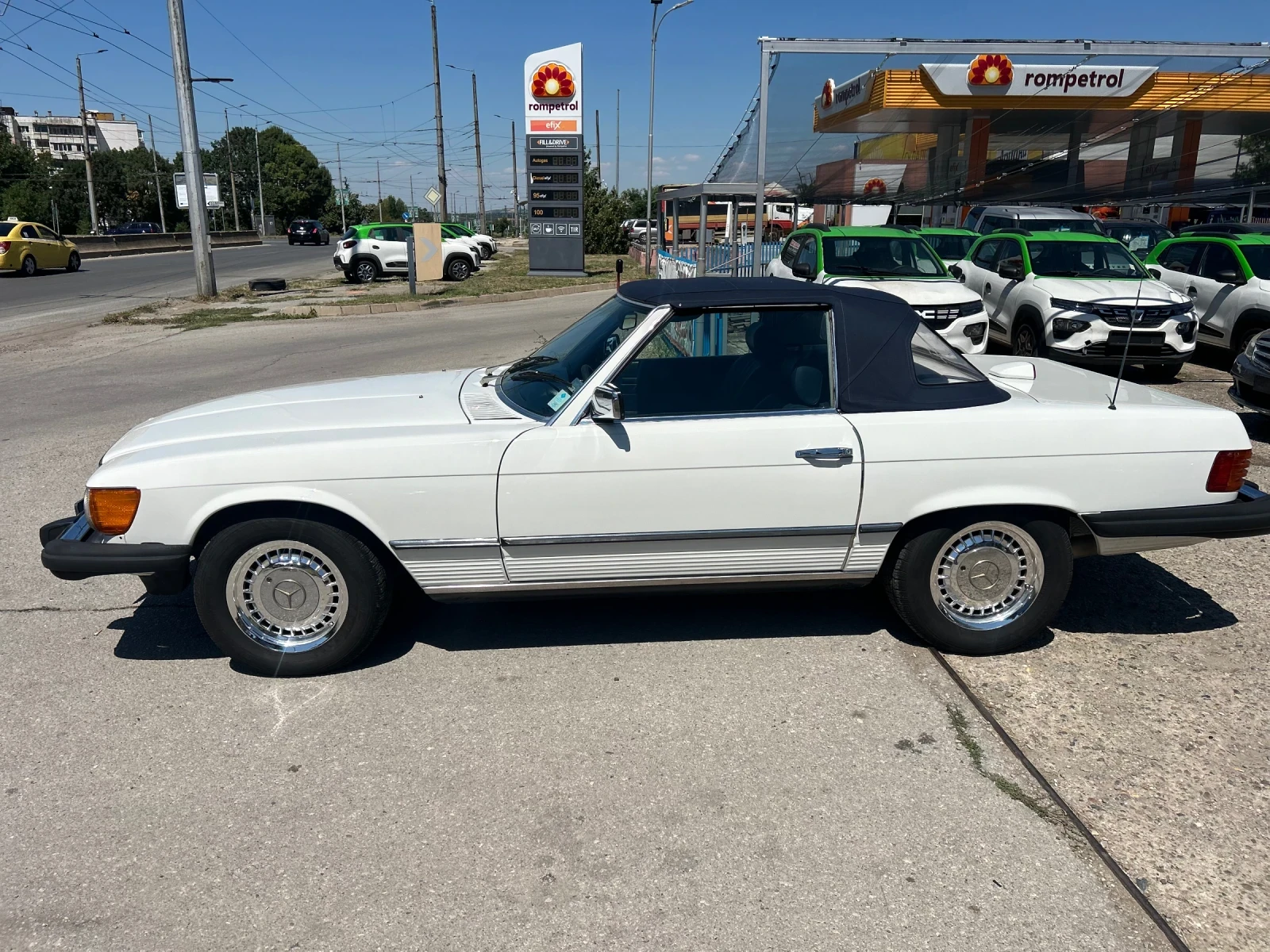 Mercedes-Benz SL 380 Cabrio, снимка 8 - Автомобили и джипове - 55471477