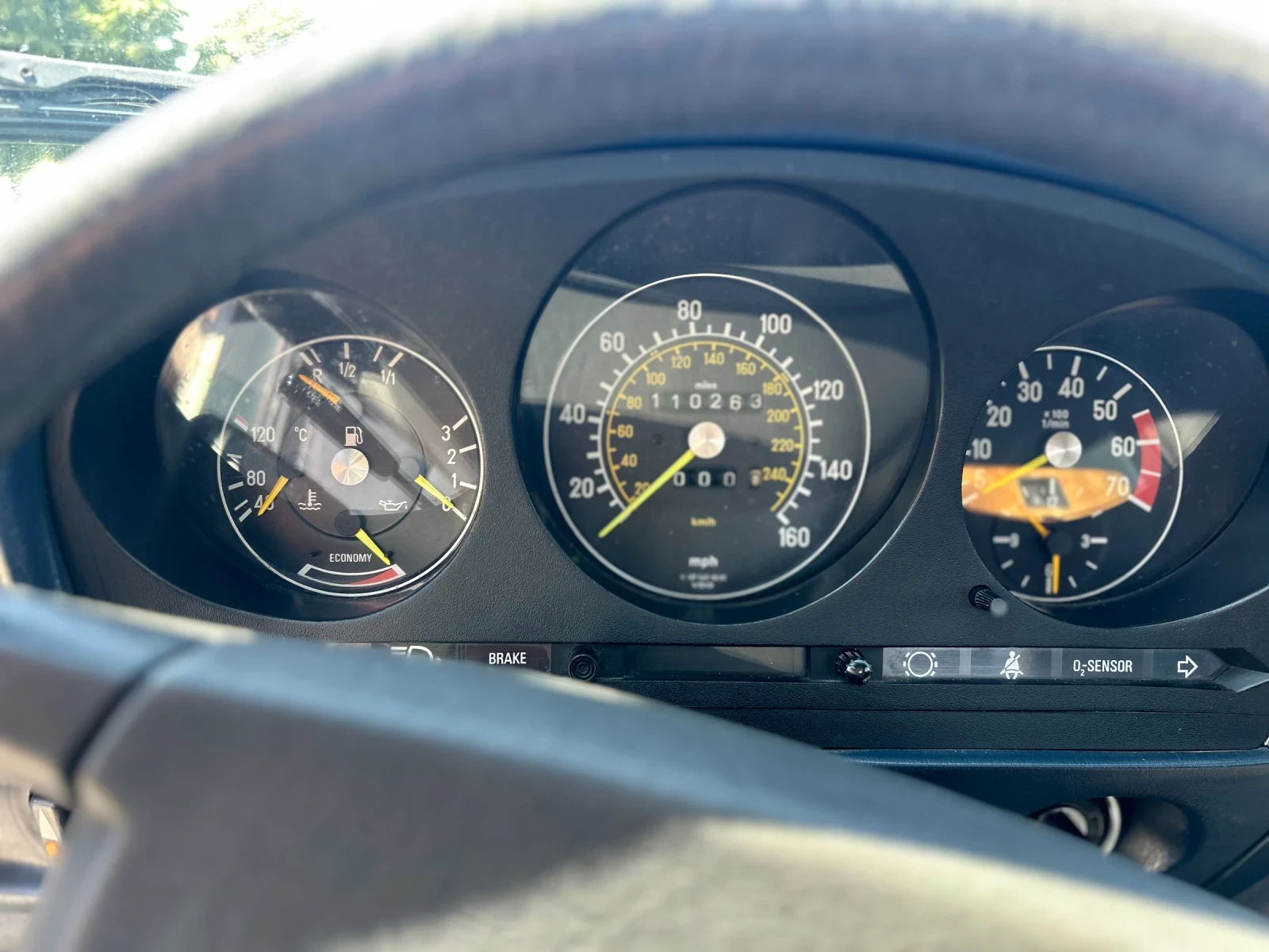 Mercedes-Benz SL 380 Cabrio, снимка 11 - Автомобили и джипове - 55471477