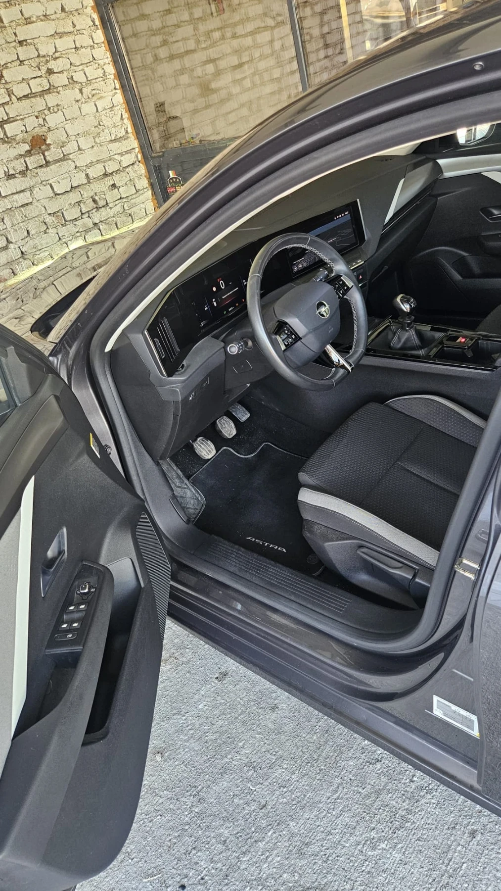 Opel Astra 1.2 Turbo business edition , снимка 7 - Автомобили и джипове - 55843785
