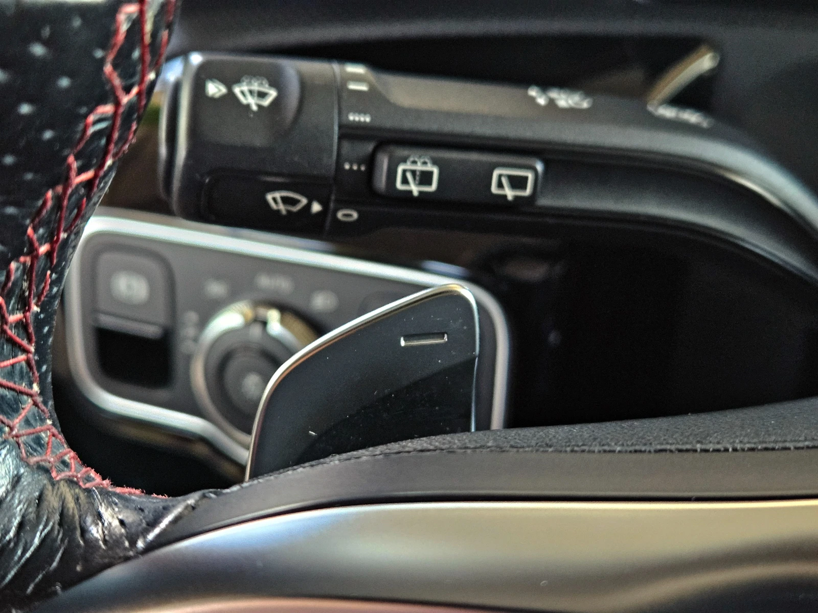 Mercedes-Benz A 200 AMG/GERMANY/DIGITAL/CAMERA/BURMEST/ПОДГРЕВ/AMBI/LI, снимка 12 - Автомобили и джипове - 55991674