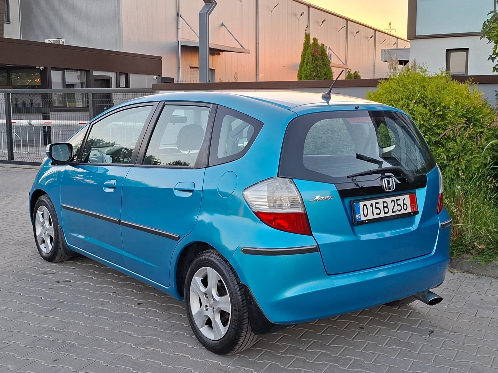 Honda Jazz 1.4i* (99кс)* AVTOMAT* НОВ ВНОС* , снимка 7 - Автомобили и джипове - 56120912
