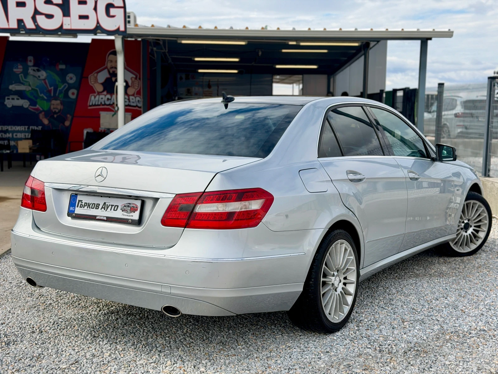 Mercedes-Benz E 250 Elegance / Koja / Avtomat / Panorama | Mobile.bg � ����������� 6