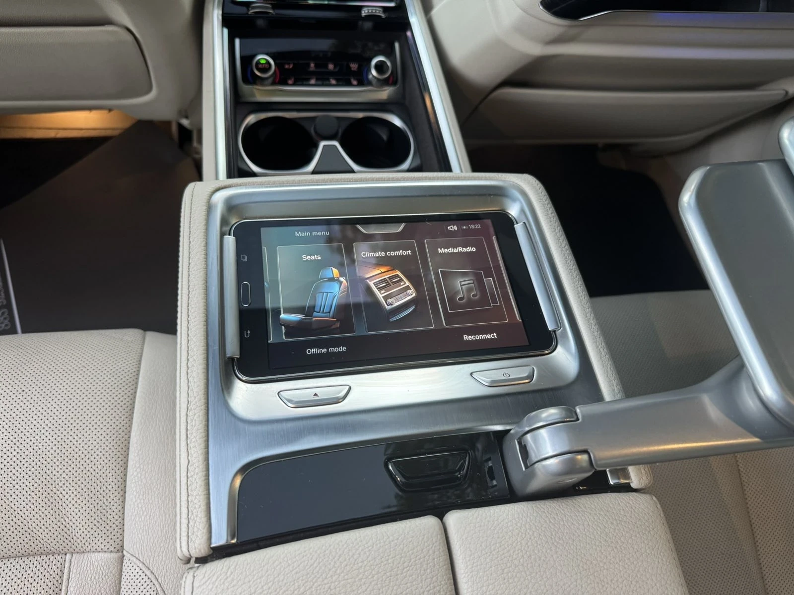 BMW 750 Li* Xdrive* CHAUFFEUR KLASSE* B&W* 3xTV | Mobile.bg � ����������� 13