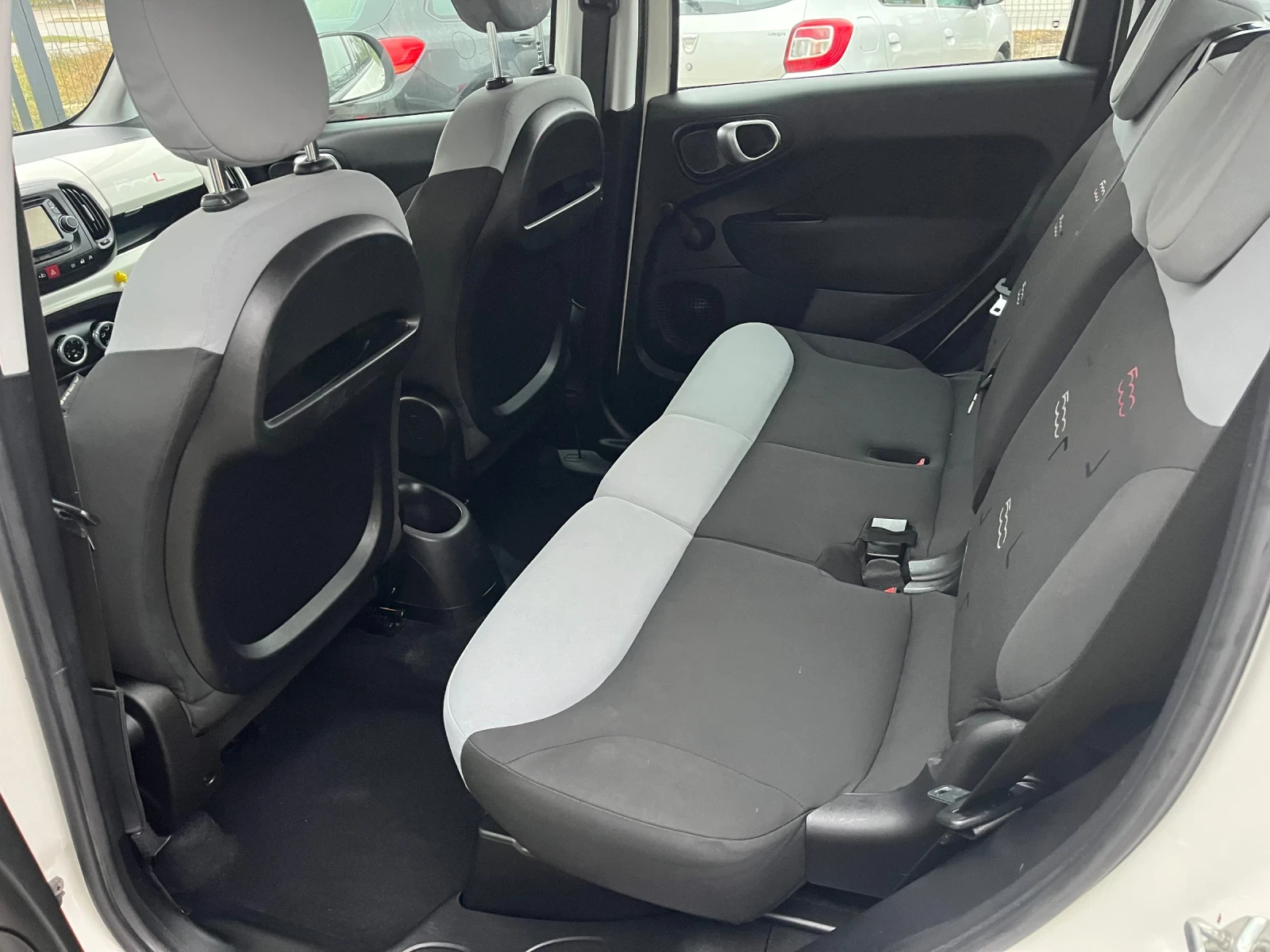 Fiat 500L 1.3mjet, снимка 10 - Автомобили и джипове - 56717543