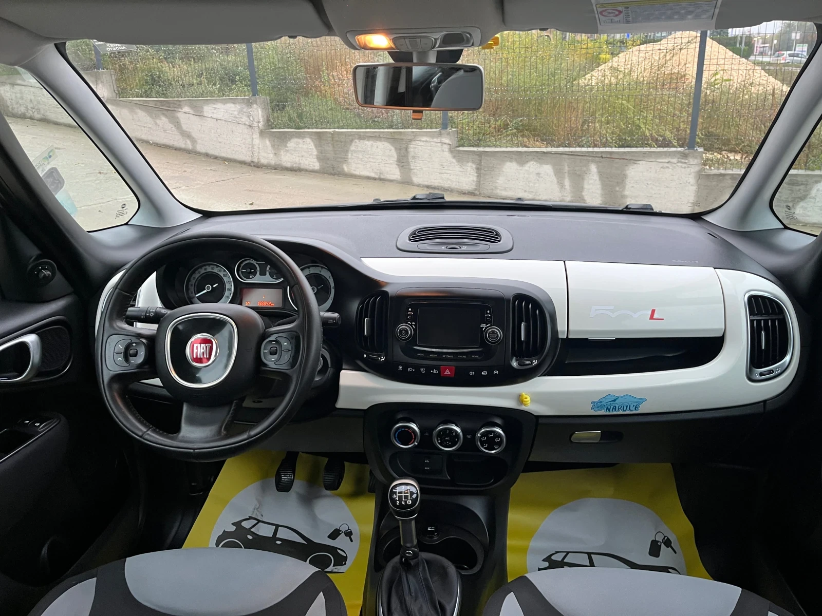 Fiat 500L 1.3mjet, снимка 9 - Автомобили и джипове - 56717543