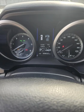 Toyota Land cruiser 150, снимка 16