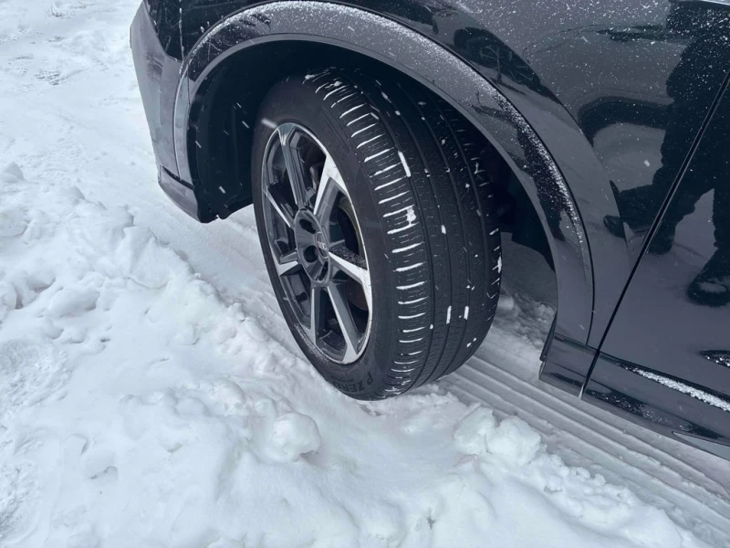 Audi Q3 * Progressiv * CARFAX * ЦЕНА ДО БГ, снимка 9 - Автомобили и джипове - 53304807