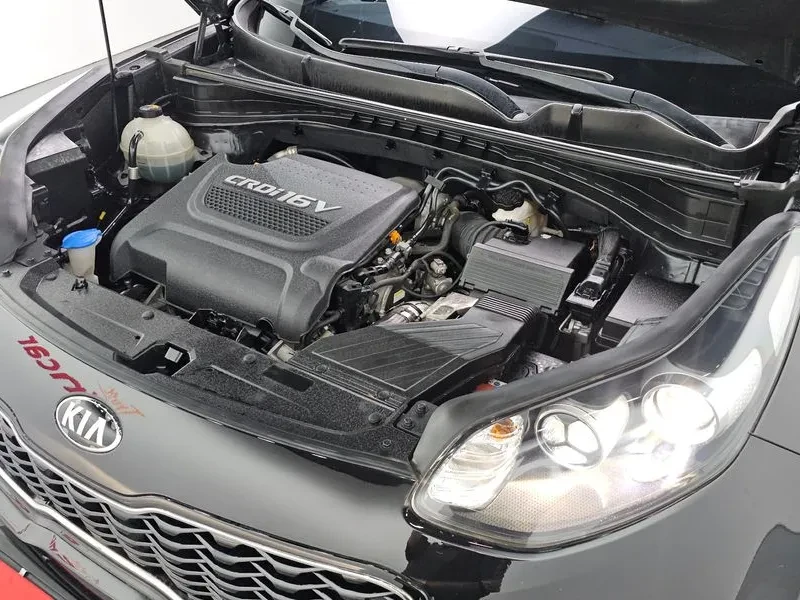 Kia Sportage 2.0 CRDi 4WD, снимка 6 - Автомобили и джипове - 54276691