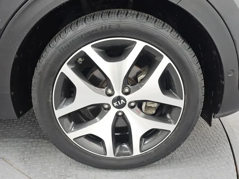 Kia Sportage 2.0 CRDi 4WD, снимка 5 - Автомобили и джипове - 54276691