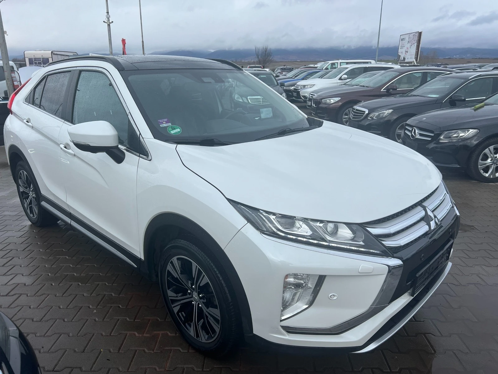 Mitsubishi Eclipse Cross 2.2DI-D 4x4 PANORAMA/AVTOMAT ЛИЗИНГ - изображение 3