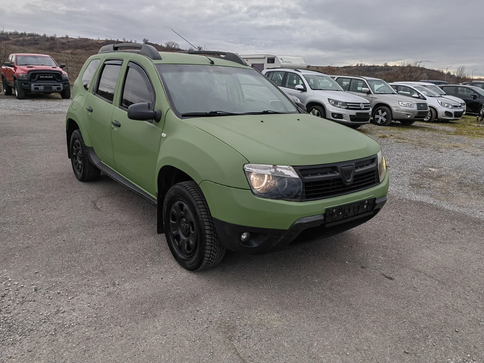 Dacia Duster 1.6 B/GPL - изображение 2