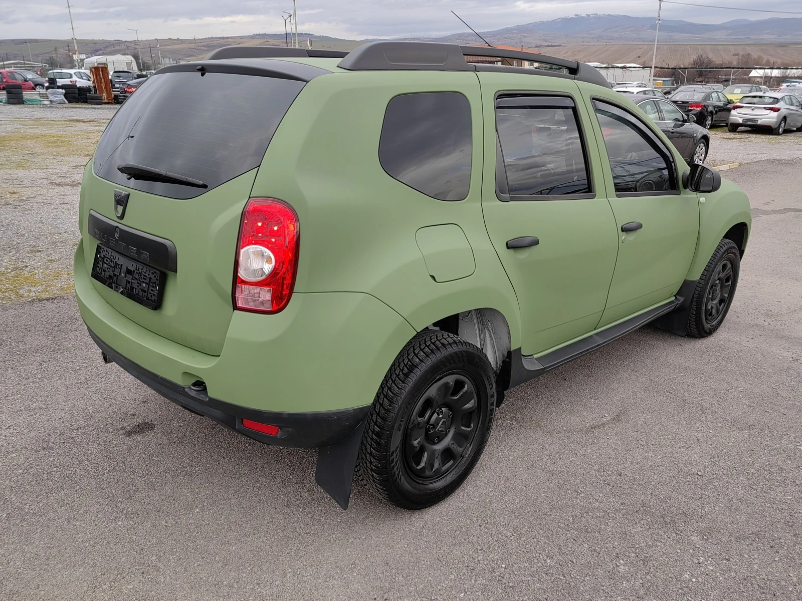 Dacia Duster 1.6 B/GPL - изображение 5