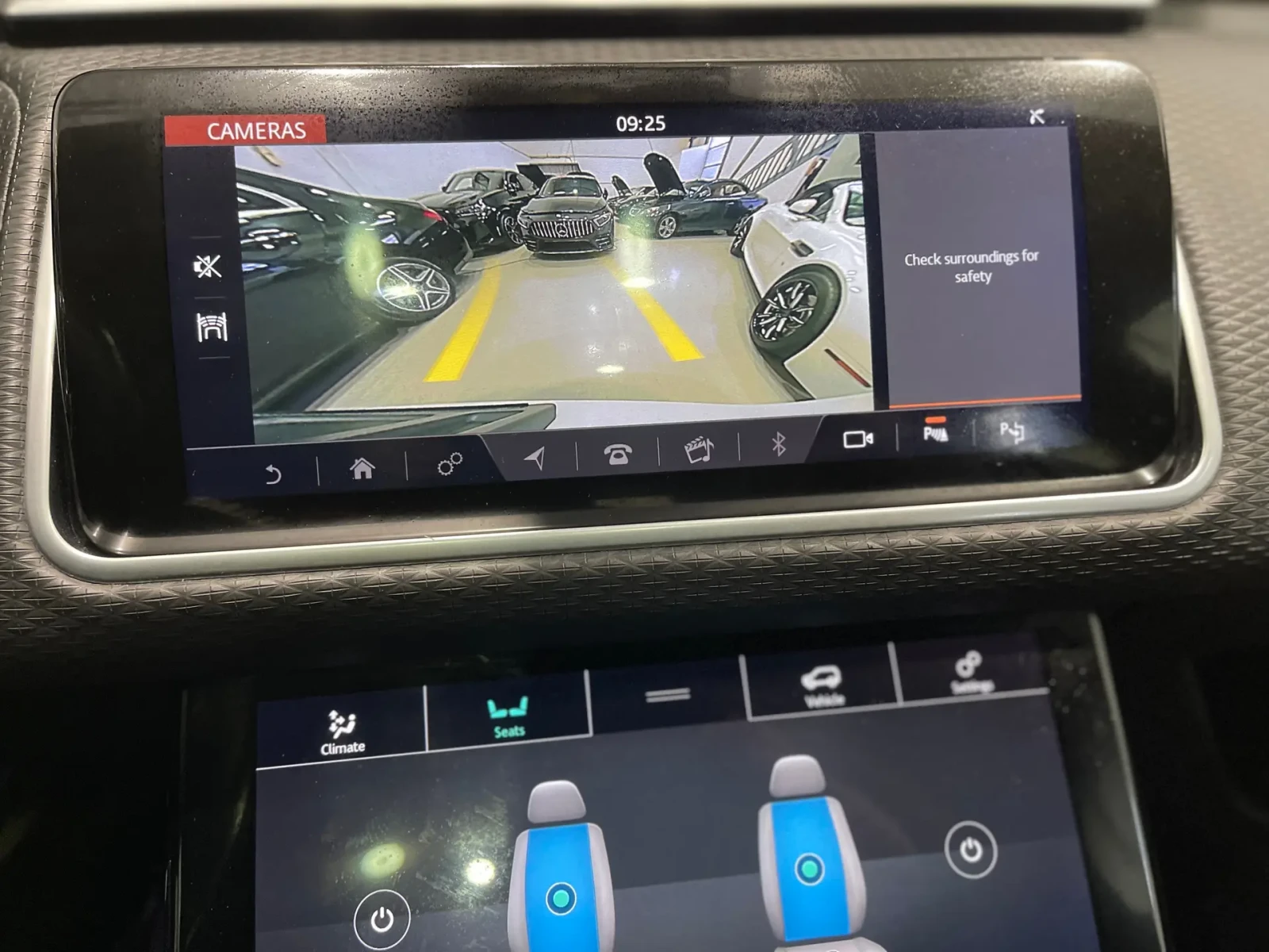 Land Rover Range Rover Velar * Вземи от 783лв на месец - изображение 9