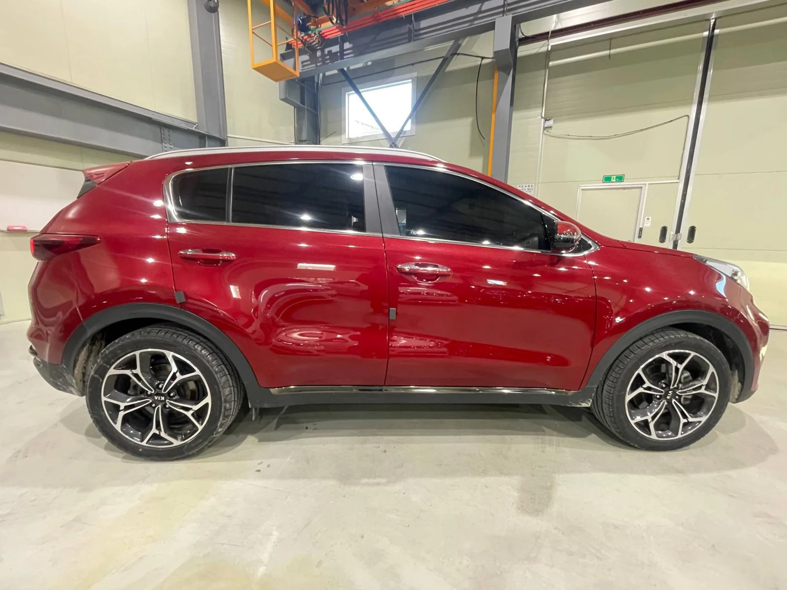 Kia Sportage 2.0D 4WD ! Noblesse !, снимка 5 - Автомобили и джипове - 54137551