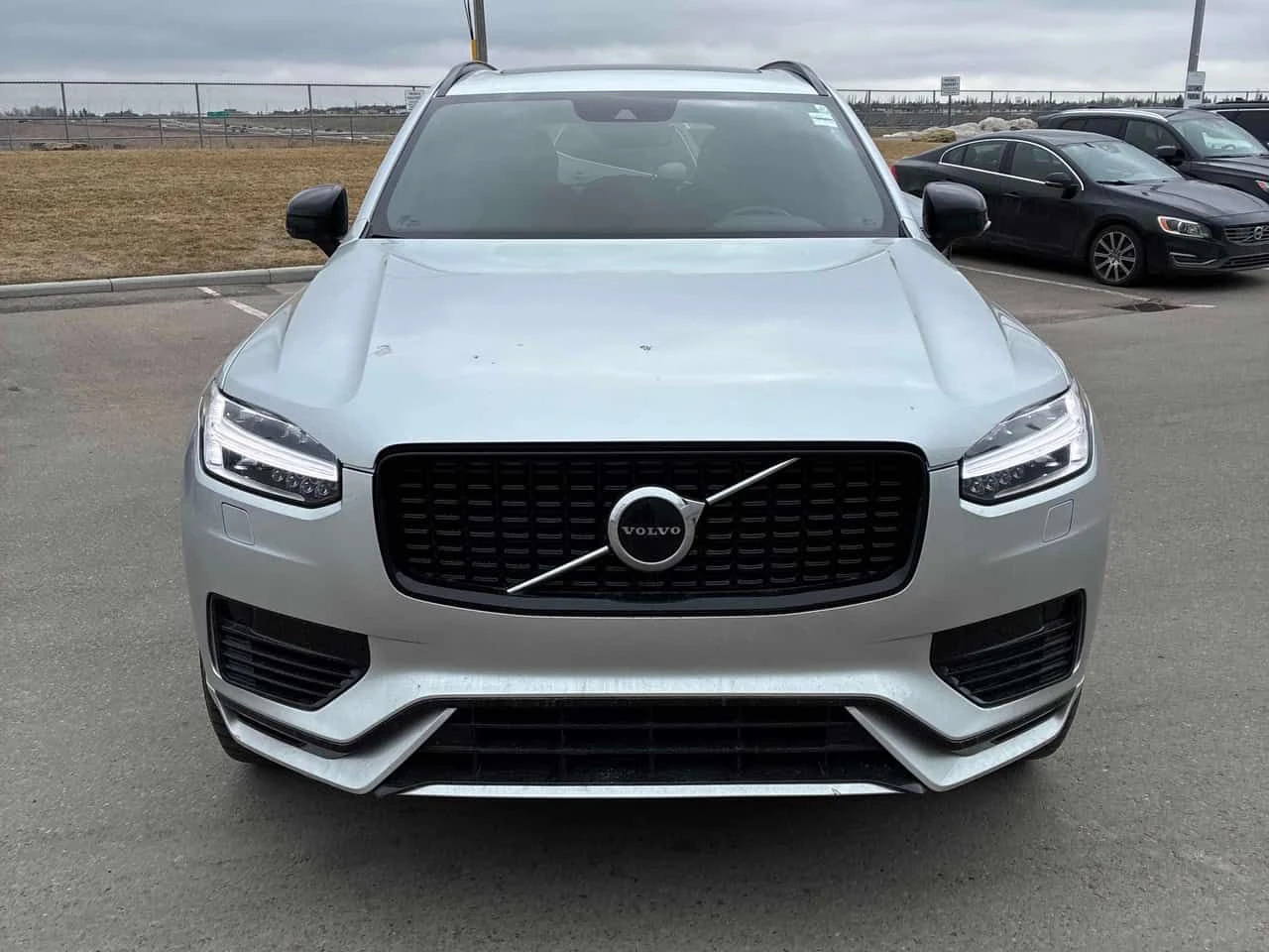 Volvo Xc90 * R Design * ГЛАВНО ПРЕДСТАВИТЕЛСТВО НА VOLVO* , снимка 5 - Автомобили и джипове - 54219367