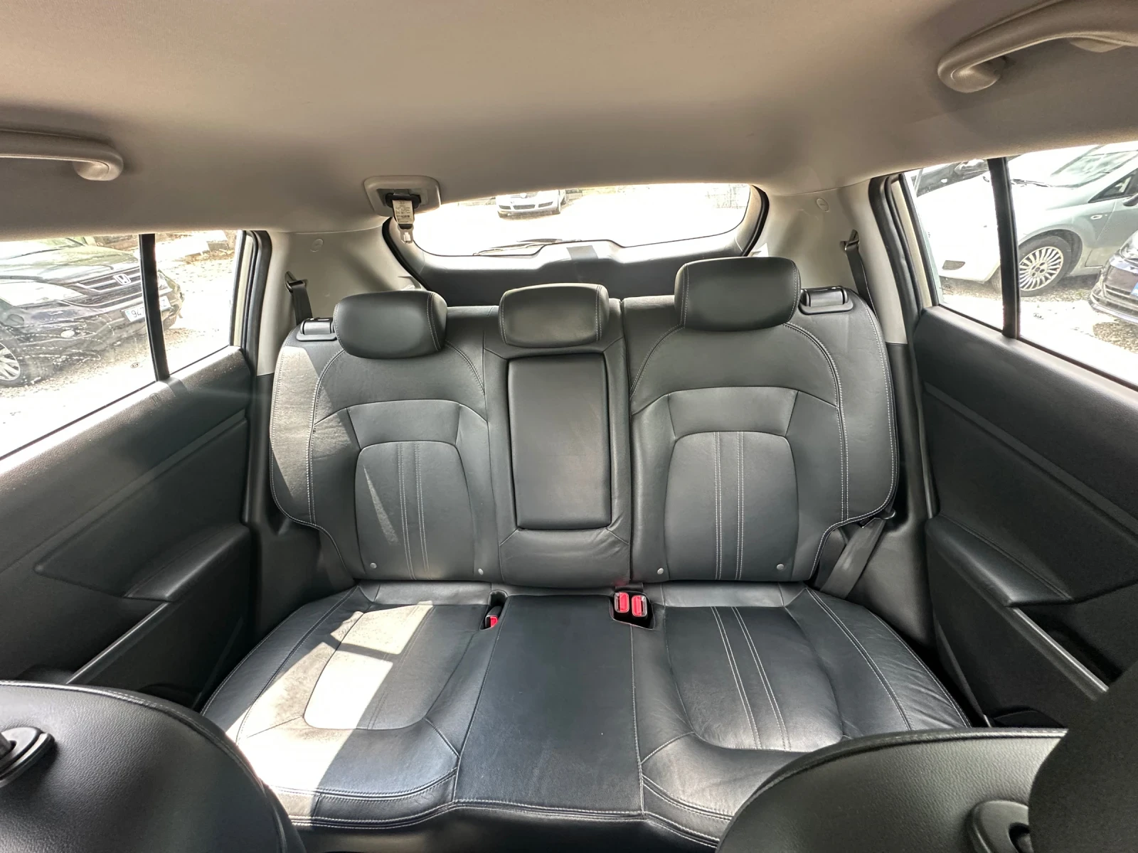 Kia Sportage 1.7 CRDi 2012  157 хил.км!!!!!, снимка 10 - Автомобили и джипове - 55327172