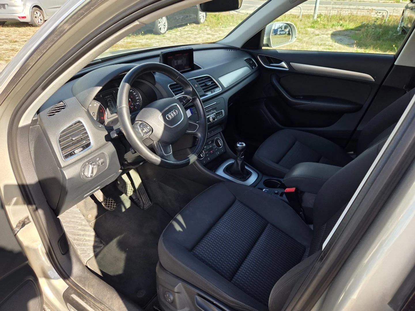 Audi Q3 Intense, снимка 16 - Автомобили и джипове - 56556292
