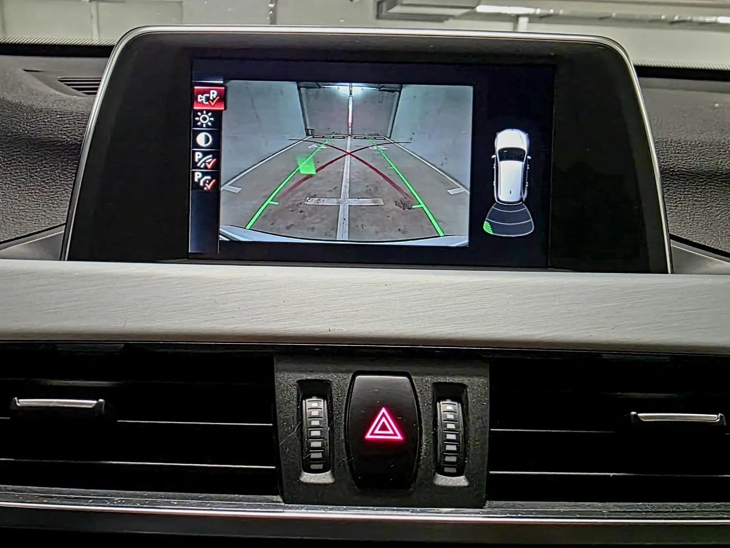BMW X1, снимка 9 - Автомобили и джипове - 56609867