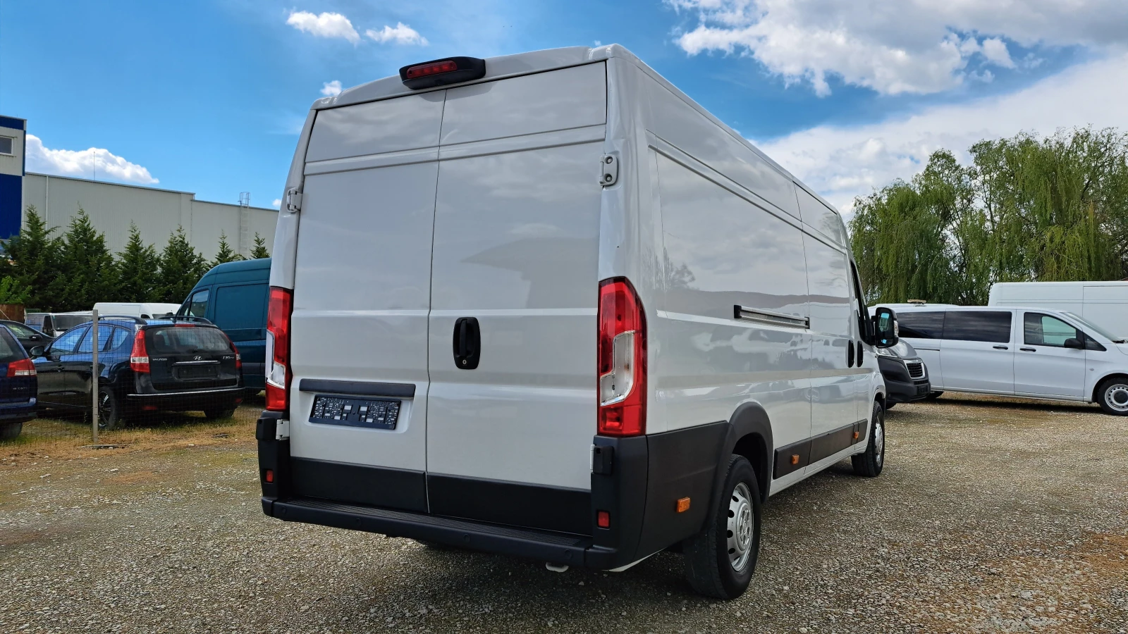 Fiat Ducato 137000км!!!2.3 MULTIJET/НАВИГАЦИЯ/КАМЕРА/АВТОПИЛОТ, снимка 4 - Бусове и автобуси - 54416941