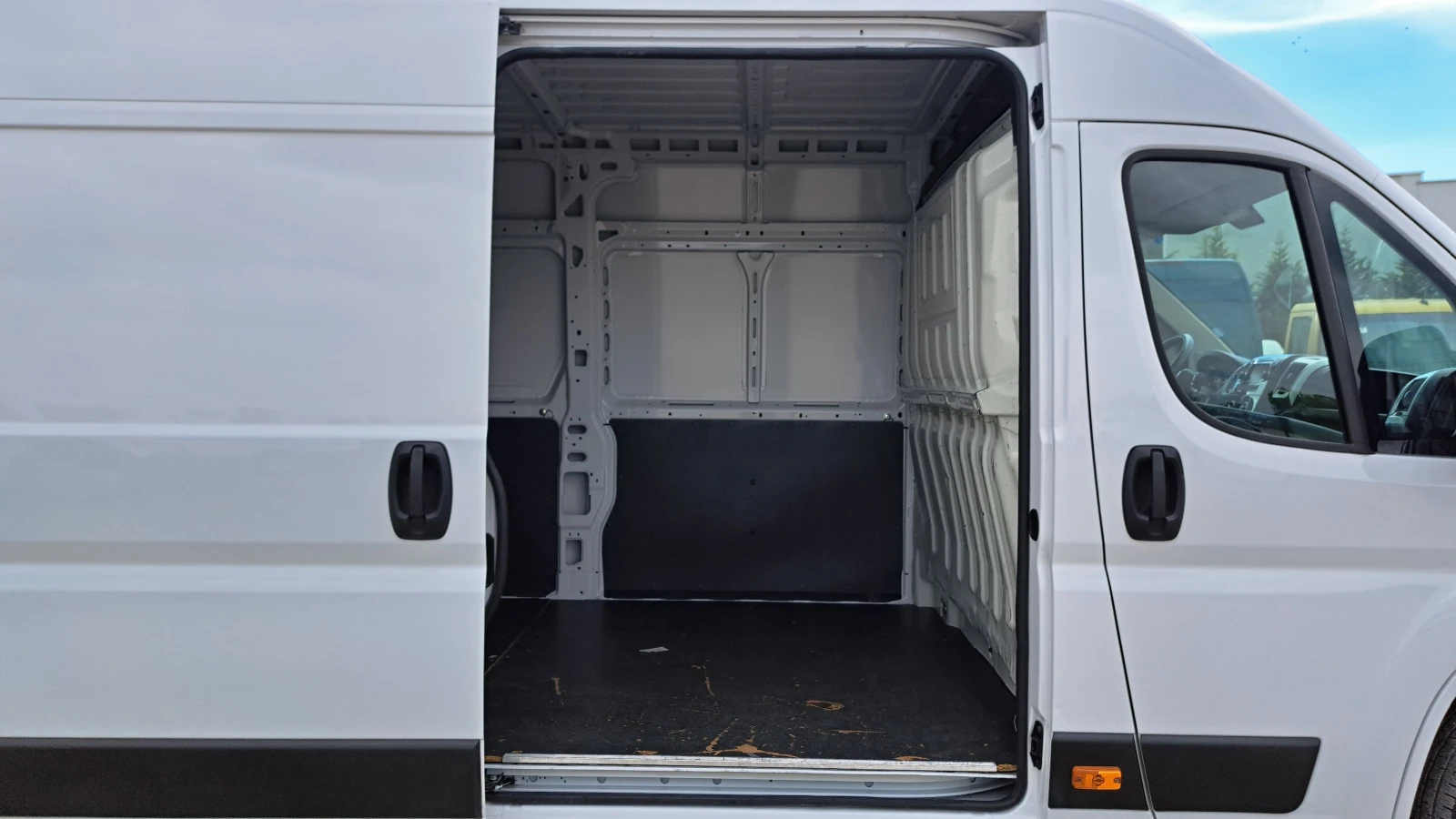 Fiat Ducato 137000км!!!2.3 MULTIJET/НАВИГАЦИЯ/КАМЕРА/АВТОПИЛОТ, снимка 13 - Бусове и автобуси - 54416941
