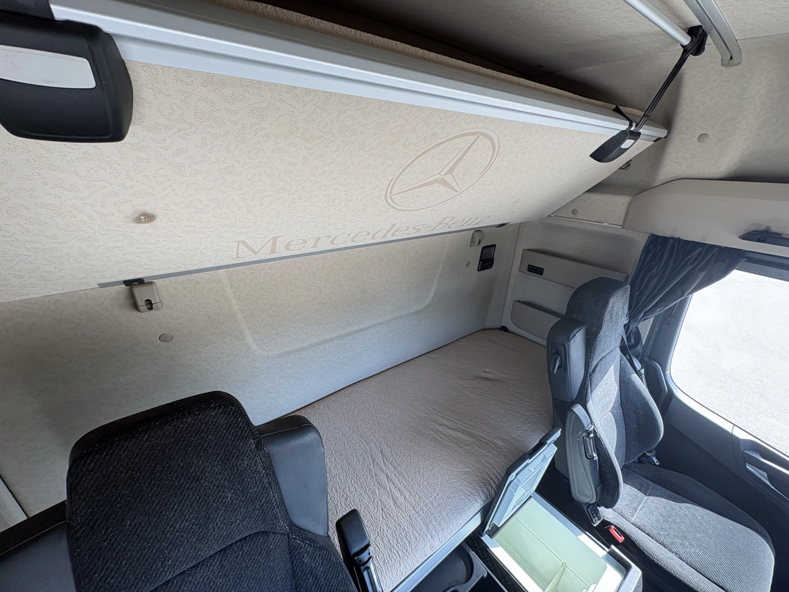 Mercedes-Benz Actros 1845 LS BigSpace 4x2 | Mobile.bg � ����������� 12