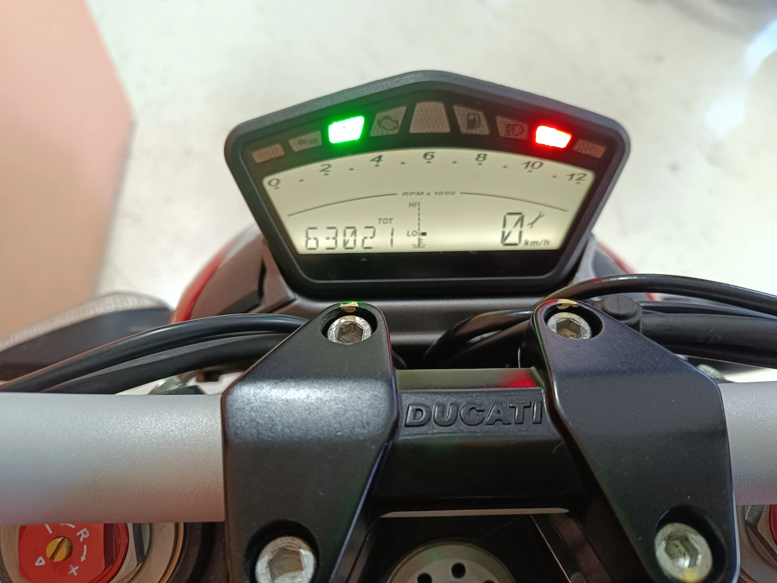 Ducati Streetfighter 848, снимка 6 - Мотоциклети и мототехника - 54342814