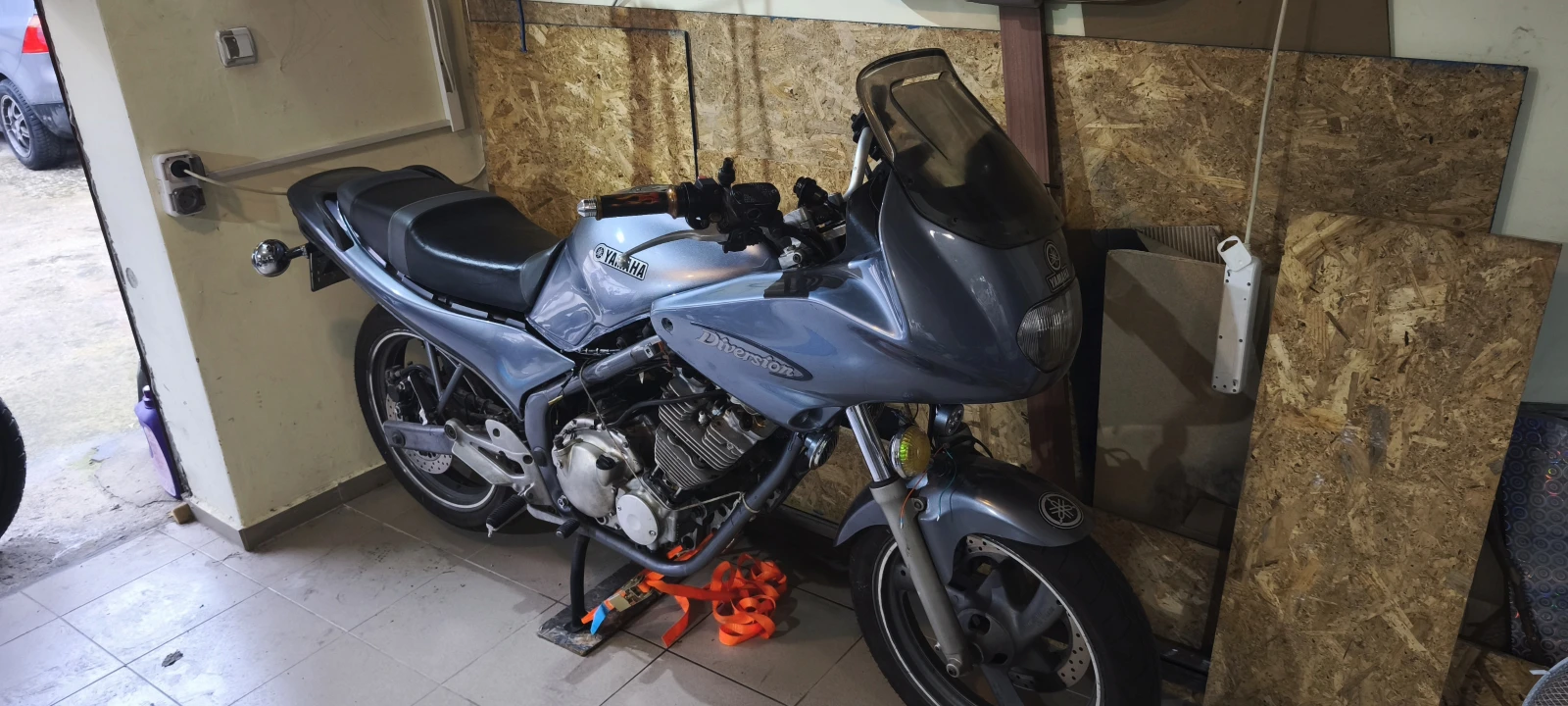 Yamaha XJ 600S