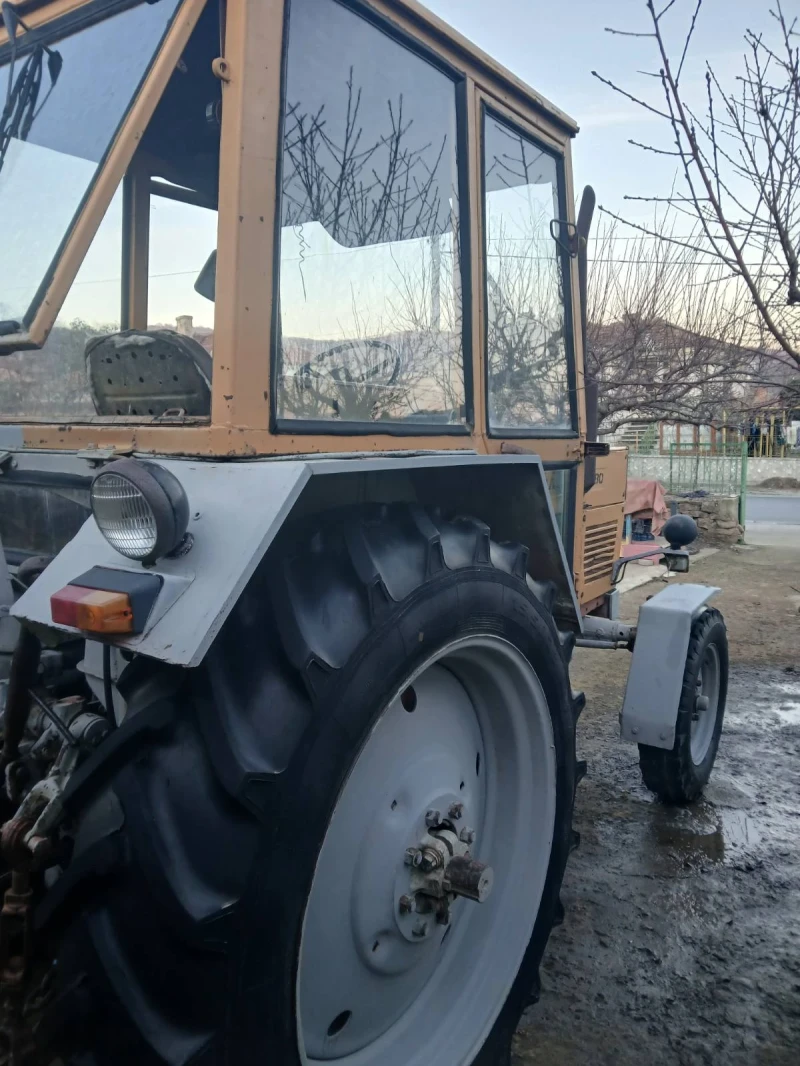 Трактор Болгар ТК-80, снимка 4 - Селскостопанска техника - 52816399