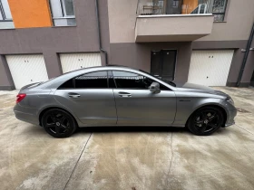 Обява за продажба на Mercedes-Benz CLS 500 AMG/4 matic/full/Бартер/Лизинг ~34 999 лв. - изображение 5