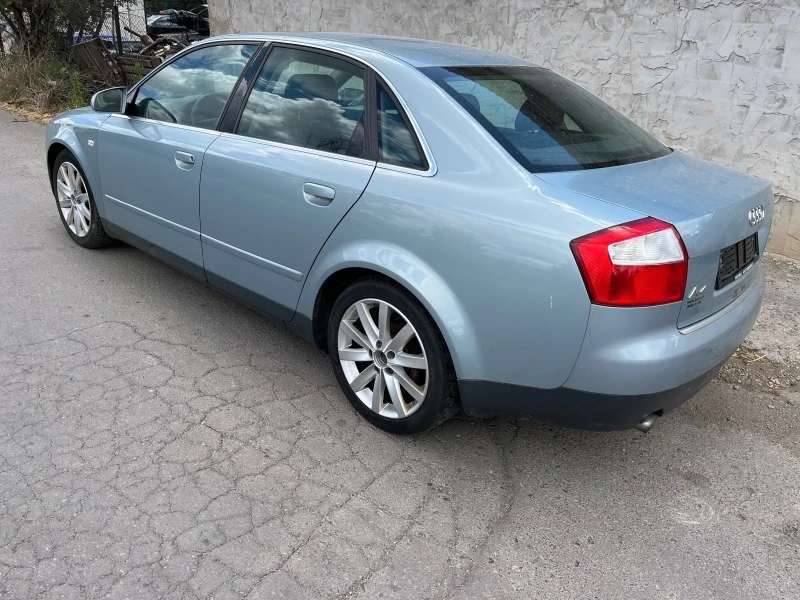 Audi A4 1.8Т AVJ автомат, снимка 5 - Автомобили и джипове - 47659914