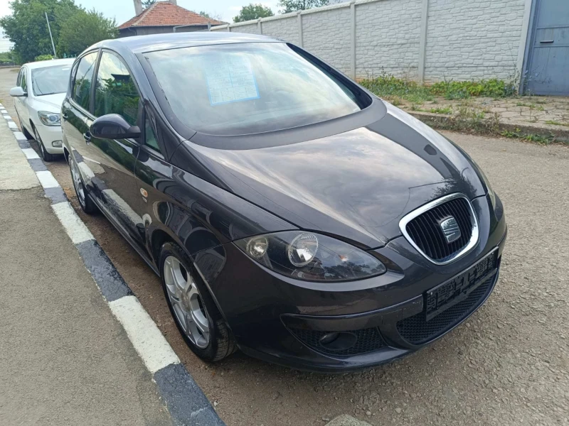 Seat Altea 2.0 TDI, 140 к.с. / 6 скорости , снимка 2 - Автомобили и джипове - 46685393