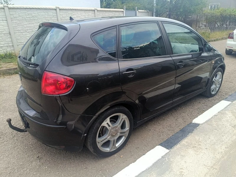 Seat Altea 2.0 TDI, 140 к.с. / 6 скорости , снимка 4 - Автомобили и джипове - 46685393