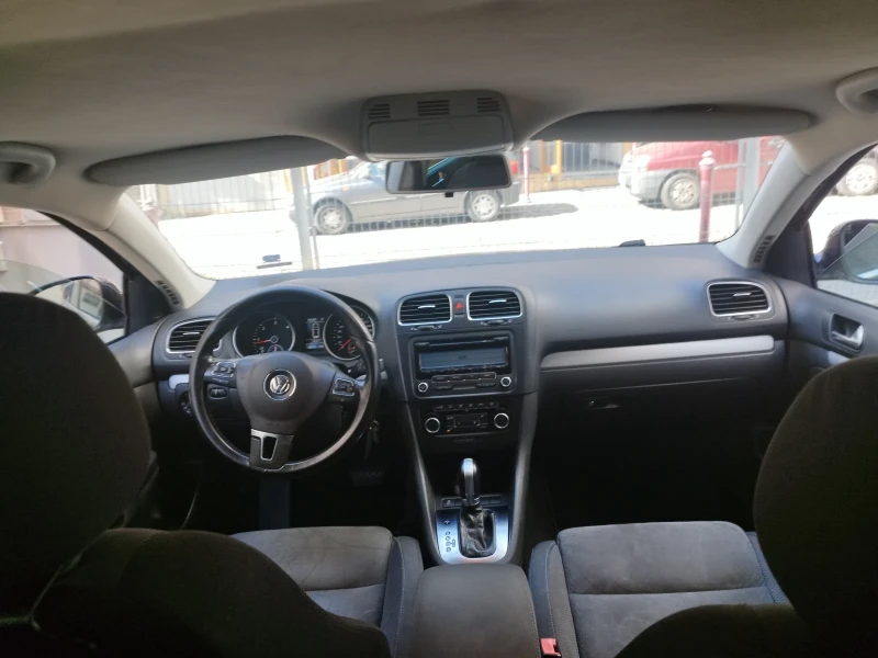 VW Golf Variant TDI, снимка 6 - Автомобили и джипове - 47454397