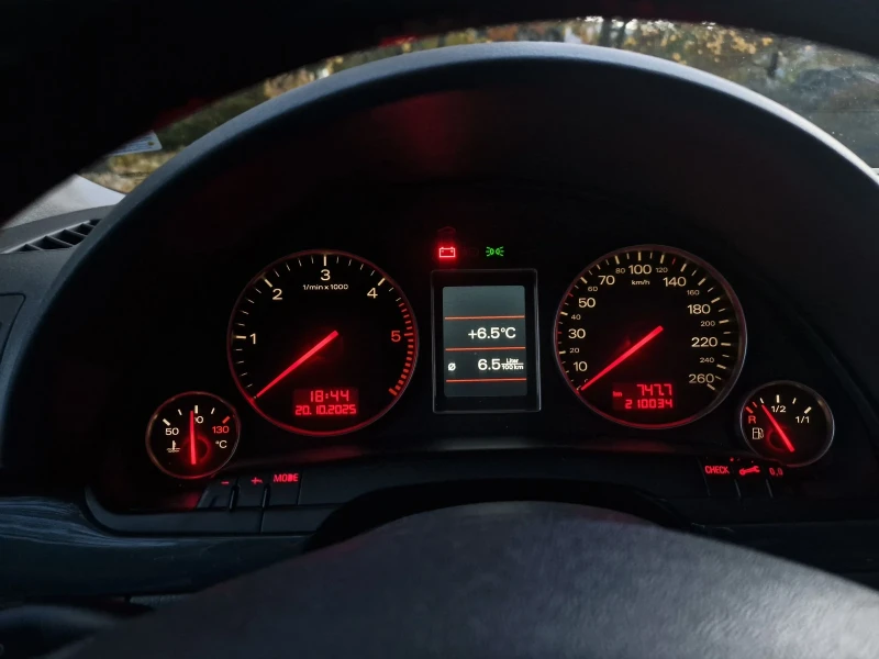 Audi A4, снимка 17 - Автомобили и джипове - 52657251