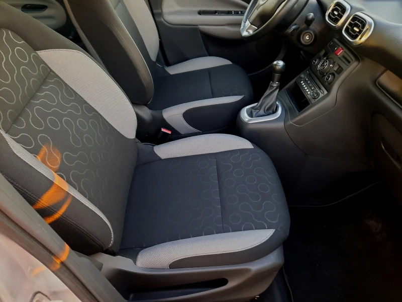 Citroen C3 Picasso 1.6eHDI, снимка 10 - Автомобили и джипове - 52430550