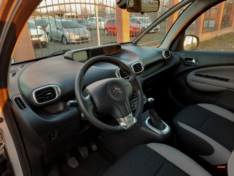 Citroen C3 Picasso 1.6eHDI, снимка 8 - Автомобили и джипове - 52430550