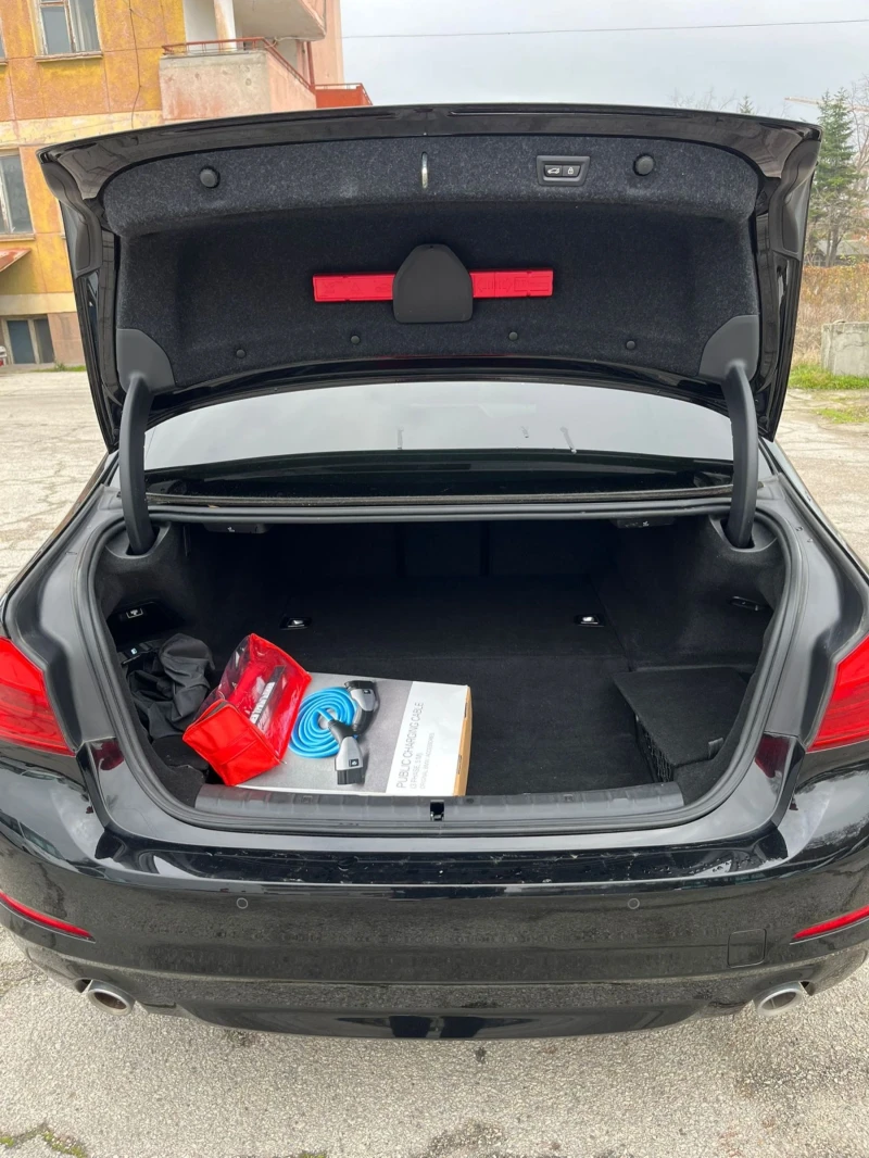BMW 530E X drive, PLUG-IN, FULL, снимка 16 - Автомобили и джипове - 52898008