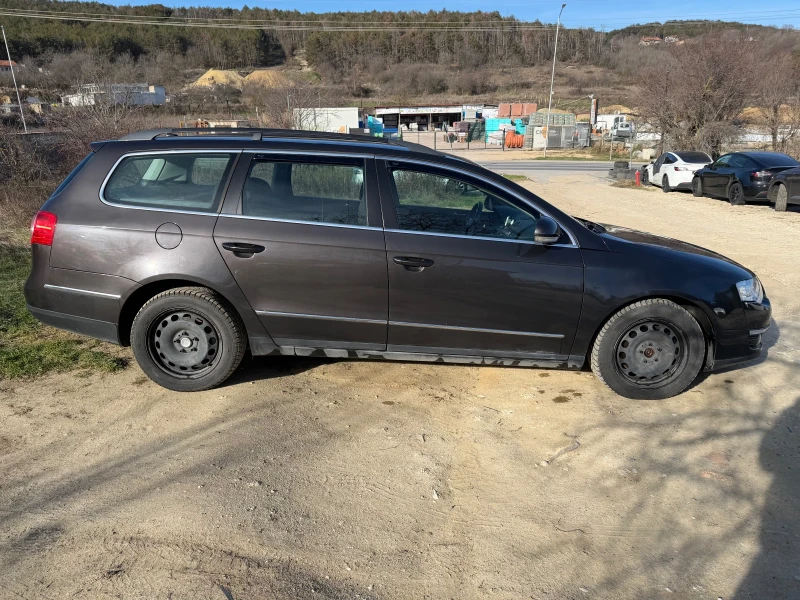 VW Passat, снимка 4 - Автомобили и джипове - 52954659