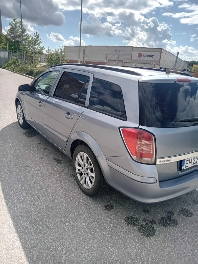 Opel Astra 1.6, снимка 6 - Автомобили и джипове - 48638442